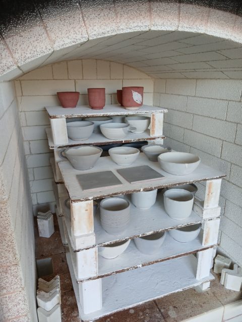 画像:陶芸 やってます♪